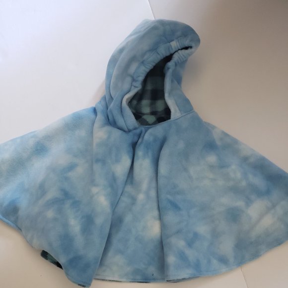 Handmade Child Poncho - Picture 2 of 2